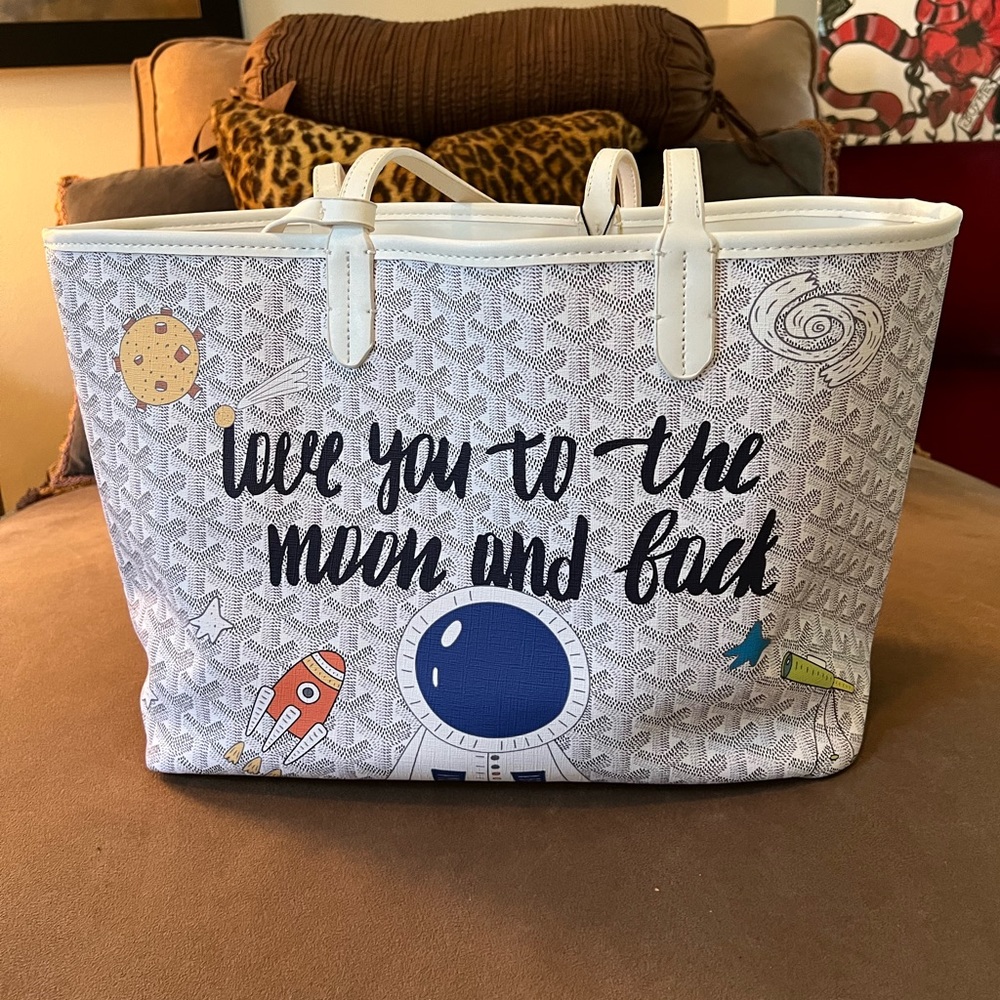 Love You To The Moon And Back Tote Bag- New with Tags - Picture 4 of 12